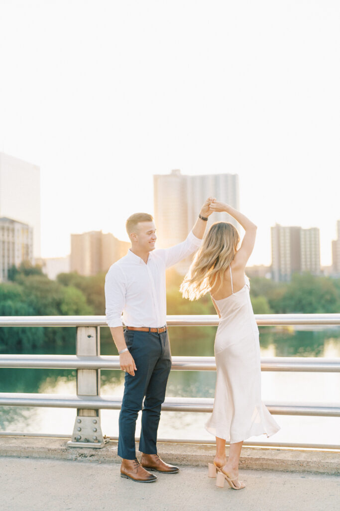 bright and airy wedding photographer, downtown austin engagement photos