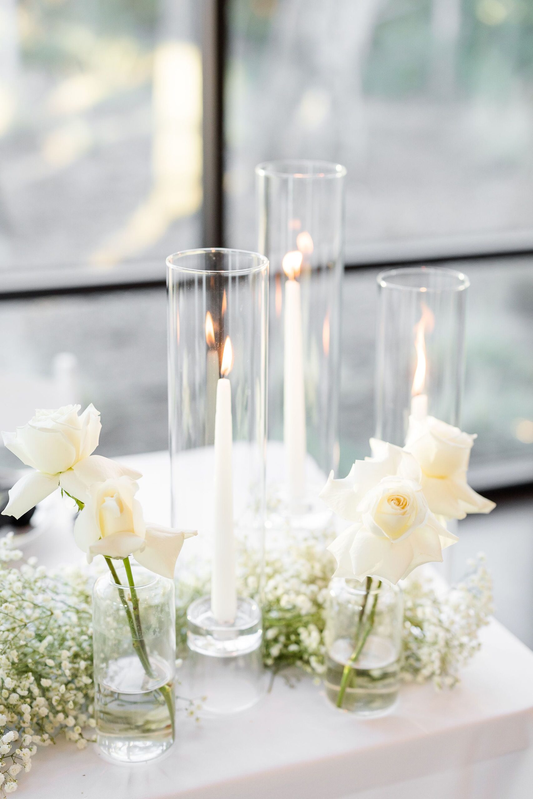 white modern wedding flowers