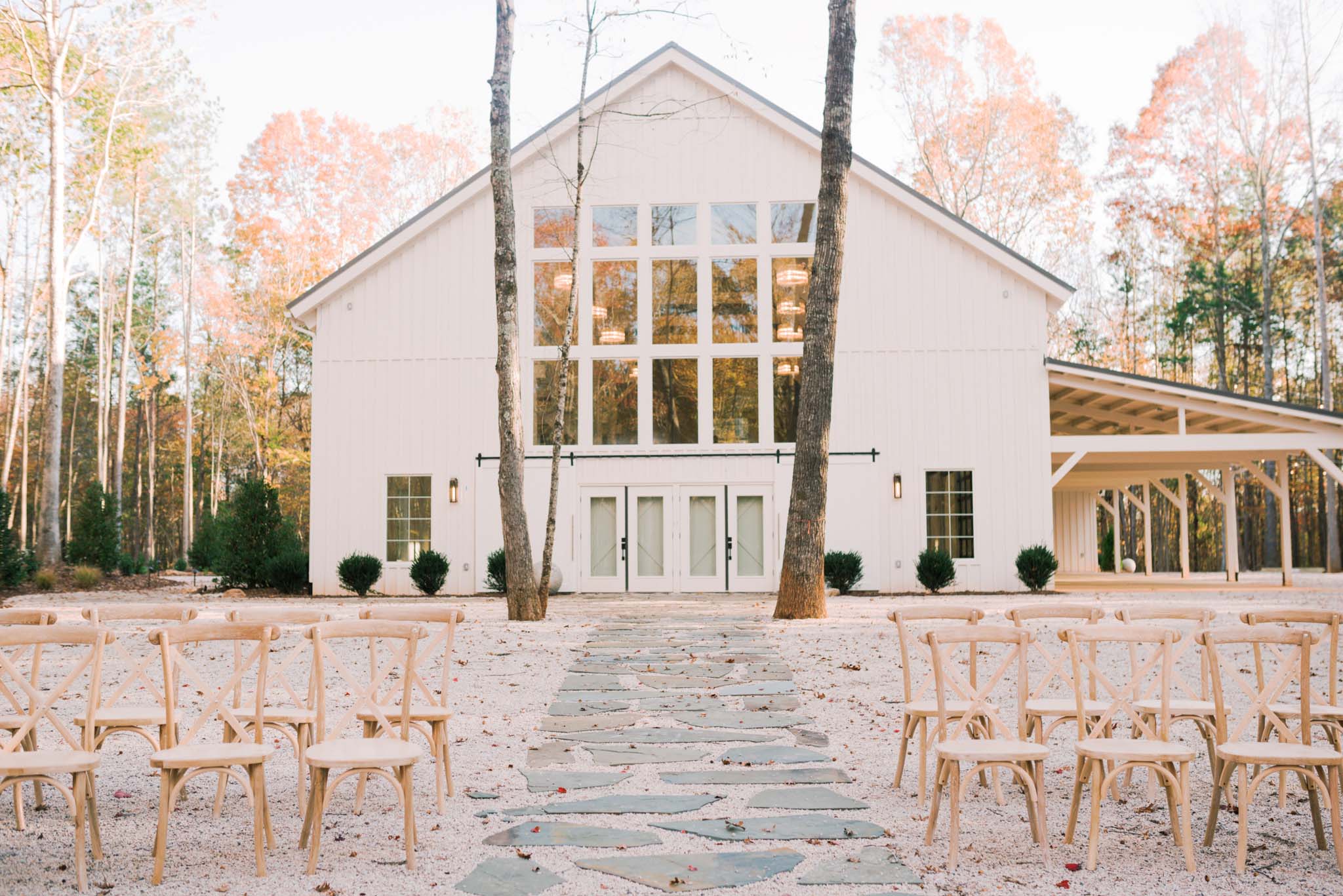 Outdoor ceremony site at North Carolina Wedding Venue Carolina Grove