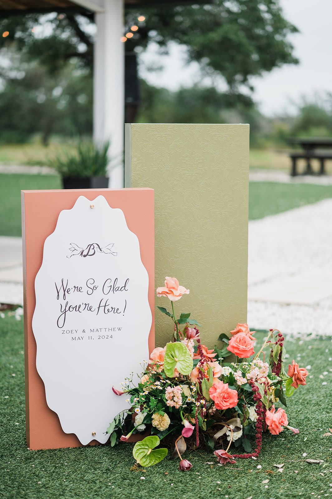 Textured patterned wedding signage with scalloped edges
